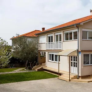Apartman Jura, Krk Town